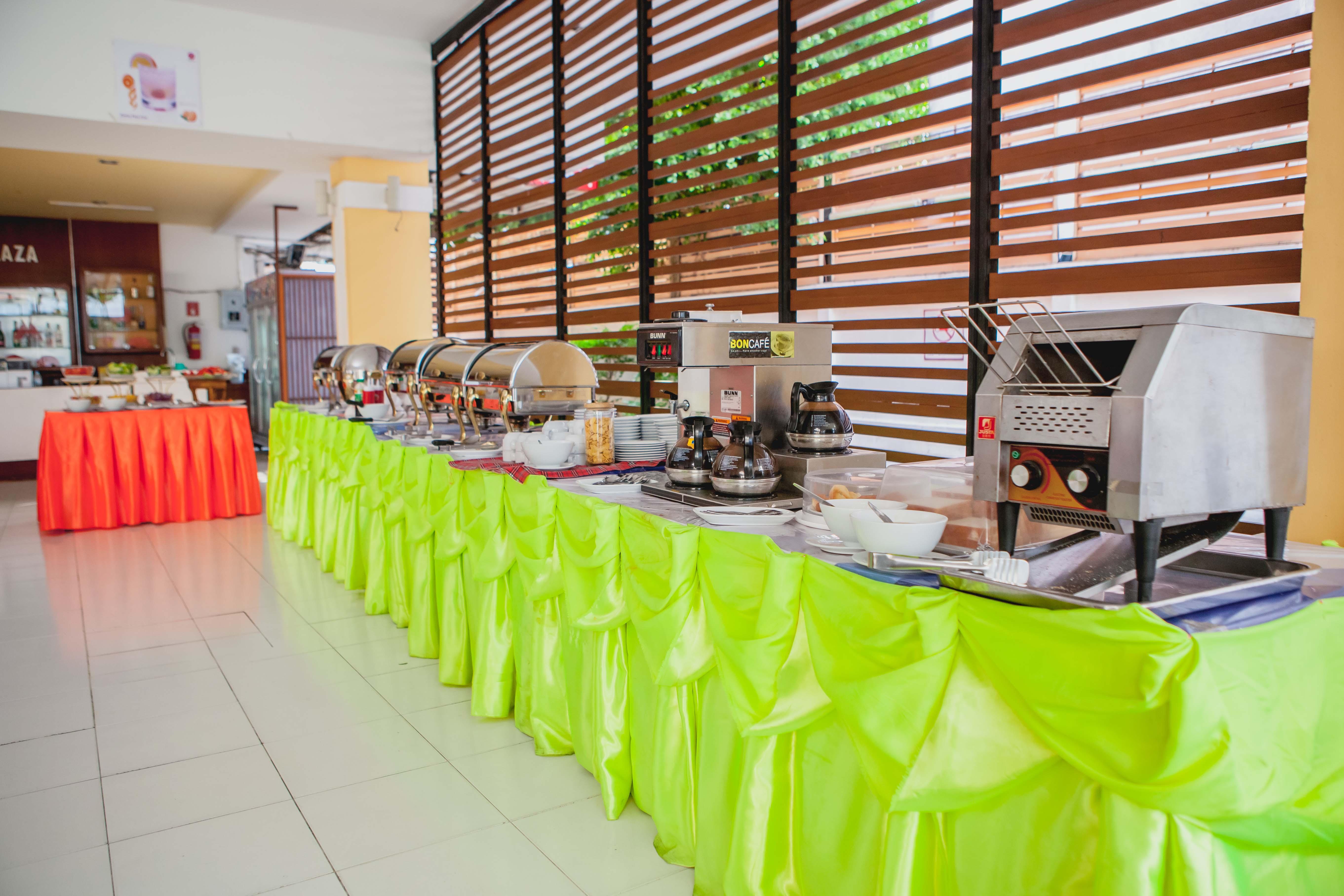 Eastiny Plaza Hotel Pattaya Exterior foto