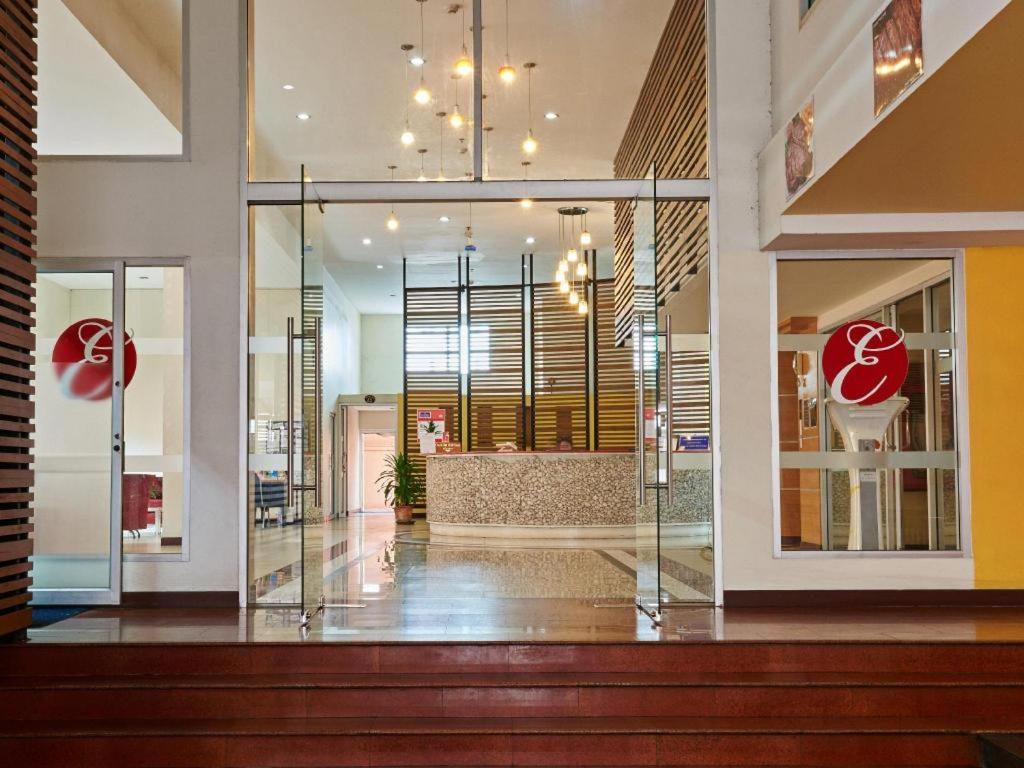 Eastiny Plaza Hotel Pattaya Exterior foto