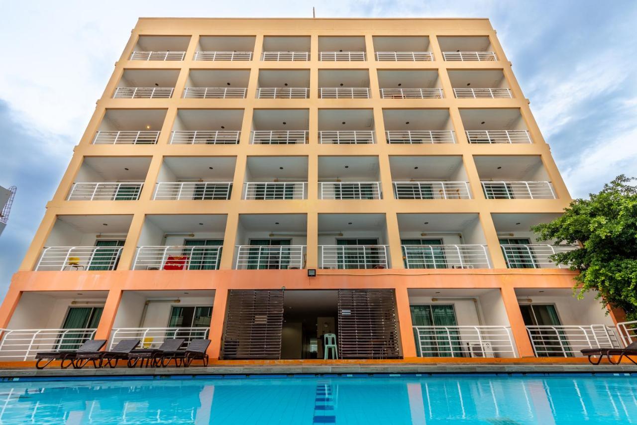 Eastiny Plaza Hotel Pattaya Exterior foto